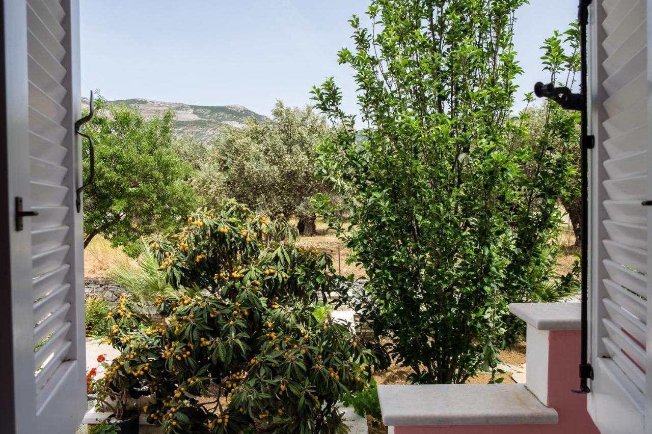 Cozy & Peaceful Apartment In Chalki Khalkíon Exterior foto